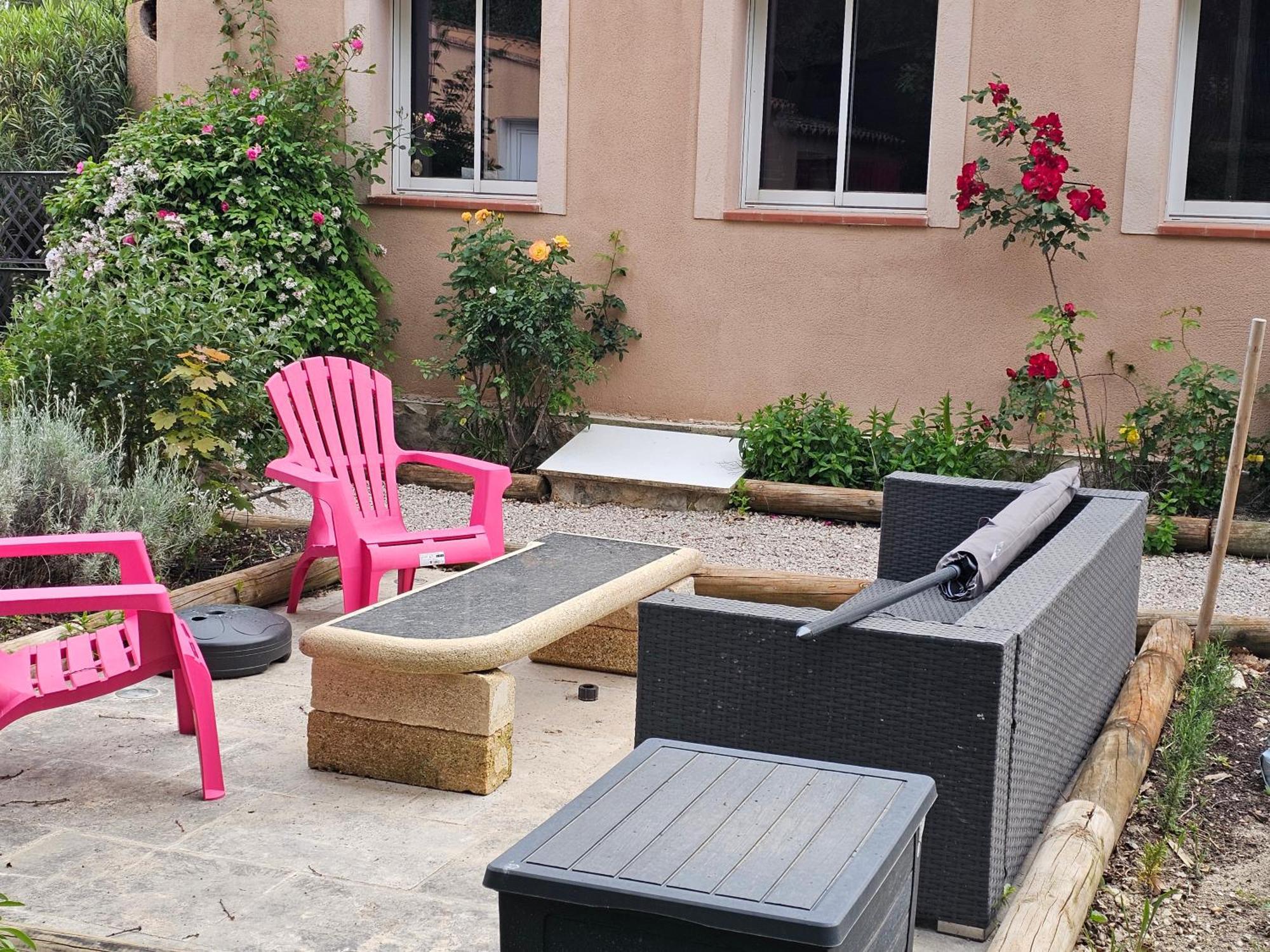 Appartement A La Bastidonne Экстерьер фото